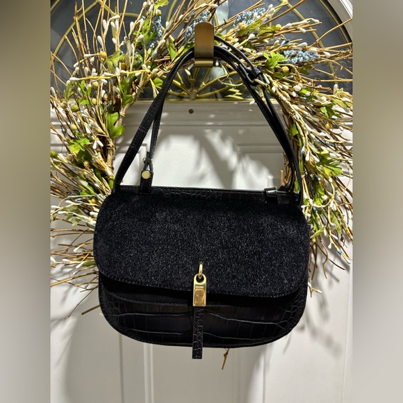 Zara  Black Crossbody Bag - Picture 1 of 9